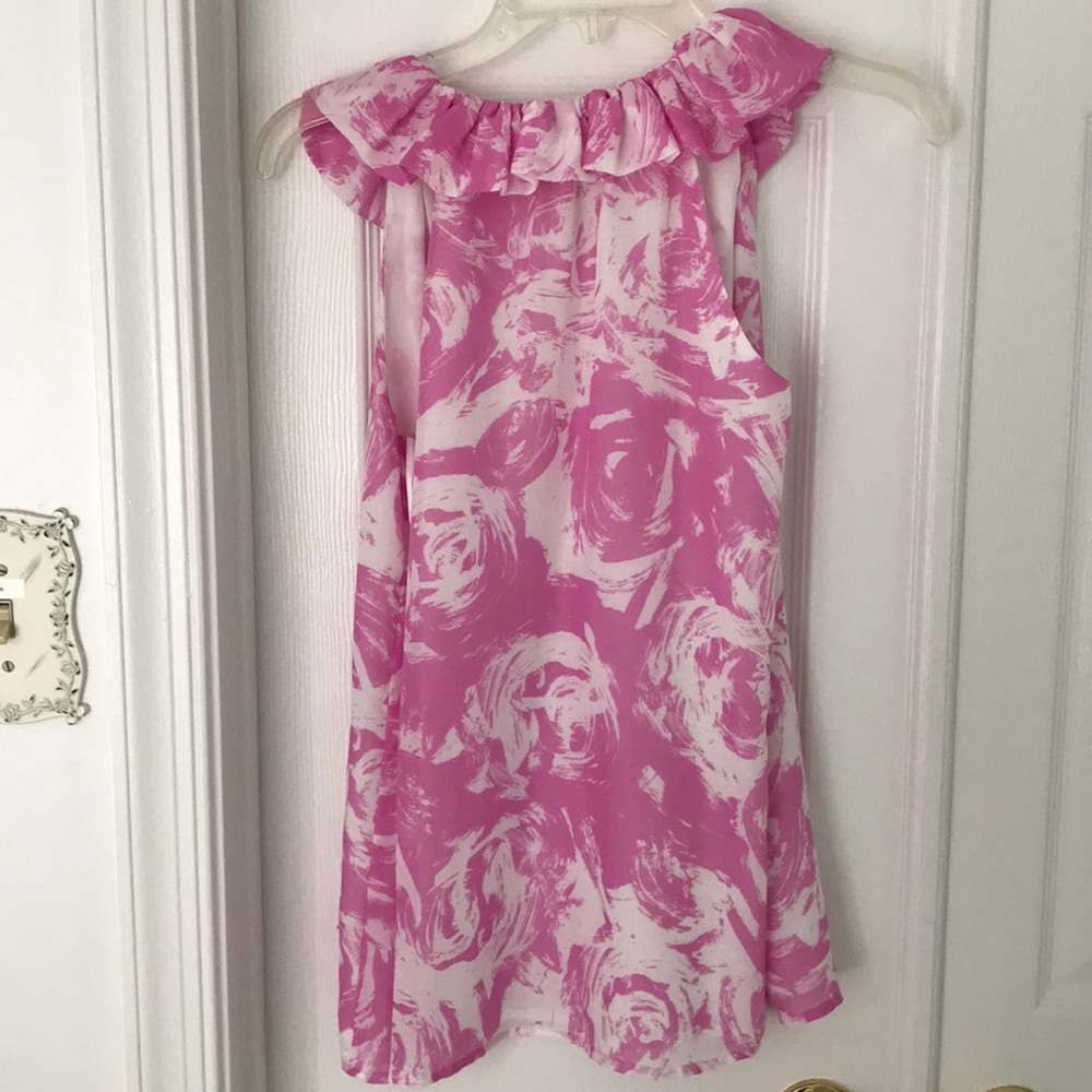 Flowered Ruffle Top - Picture 2 of 2